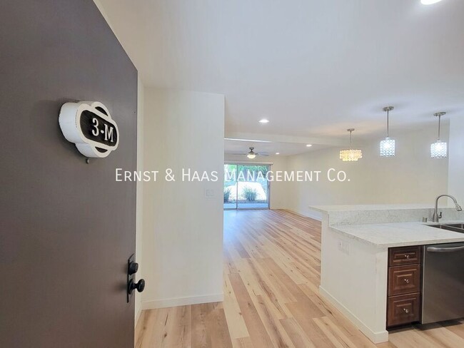 Foto del edificio - 7890 E Spring St