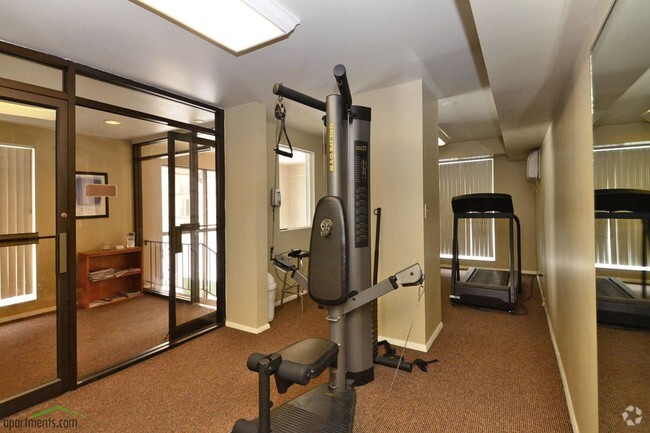 Fitness Center - Amber Manor