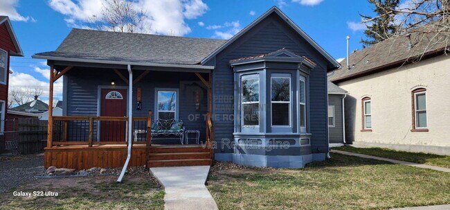 Foto del edificio - 606 W 24th St