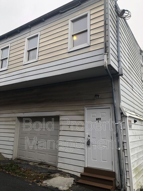 Building Photo - 225 Cumberland St