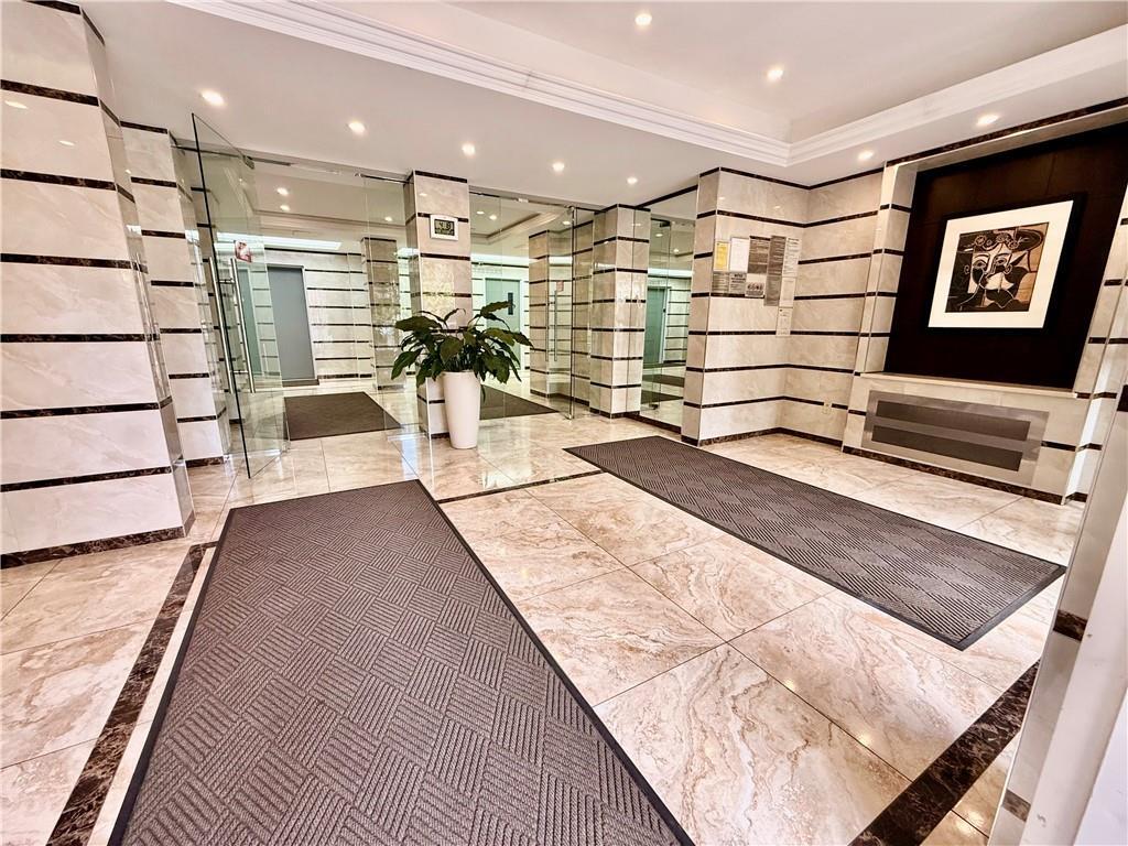 Foto principal - 45 Oceana Dr E