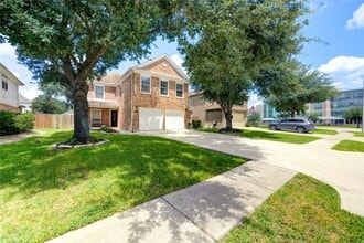 Building Photo - 2115 Sherbrook Park Ln