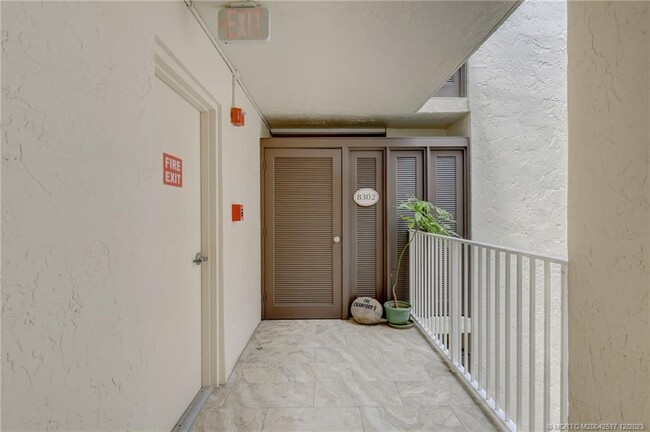 Foto del edificio - 8302 Marina Villa Dr