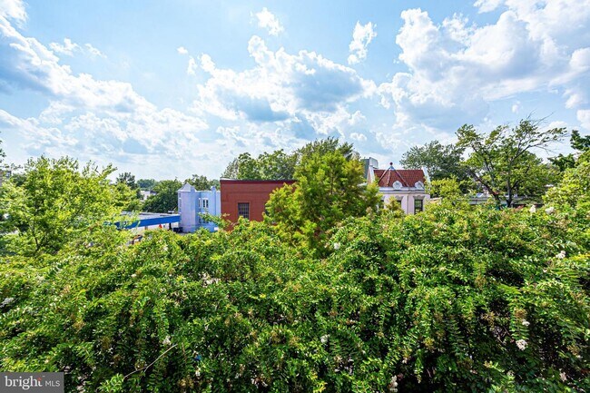 Foto del edificio - 524 13th St SE