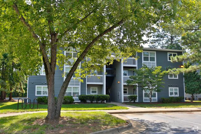 86 North - LYV Chapel Hill