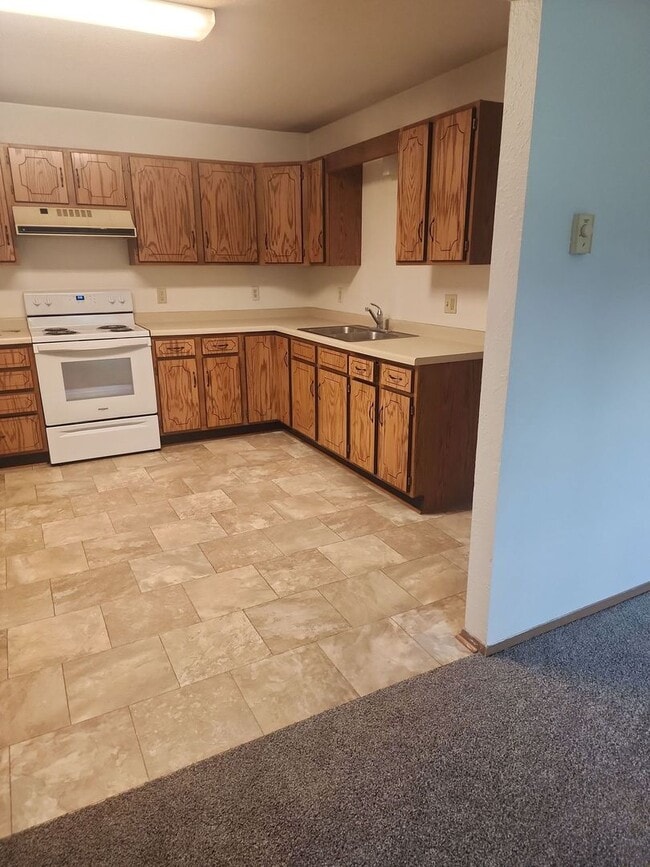 Building Photo - Welco West Apartment