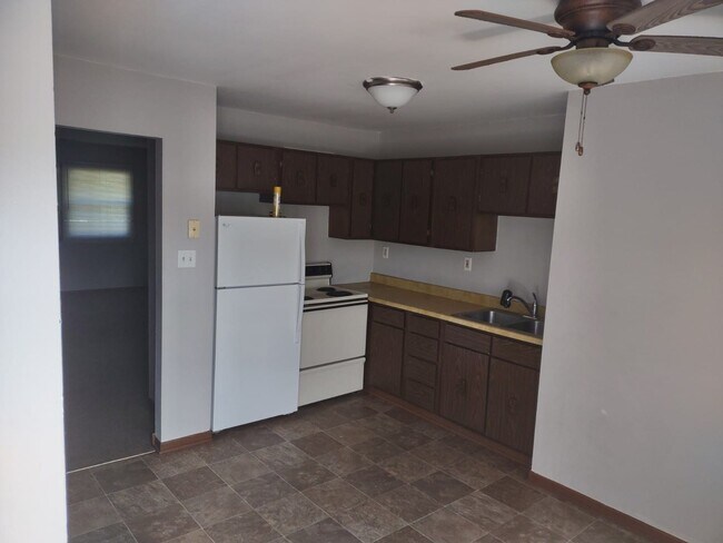 Foto del edificio - 2000 Warren Street, Unit 9