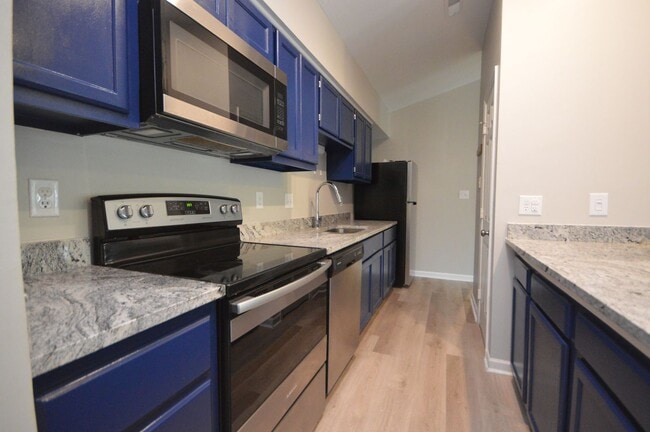 Foto del edificio - 1300 Park Glen #304, Raleigh, NC - Bev Rob...