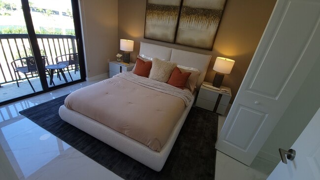 Photo - 923 E 28th St Apartment