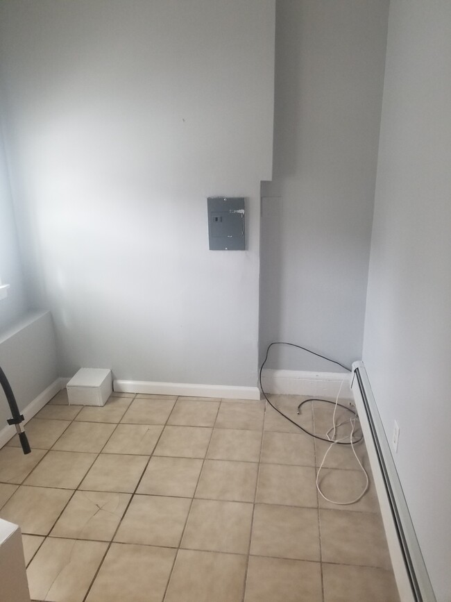 Office room - 5 Montgomery St