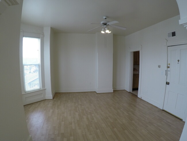Foto del edificio - 1423 Columbia St