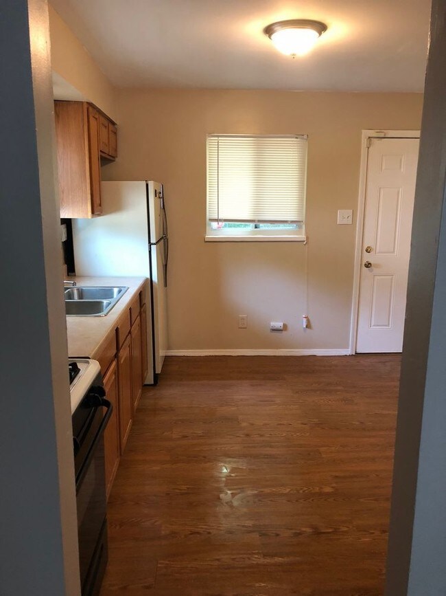 Building Photo - PENDING APPLICATION