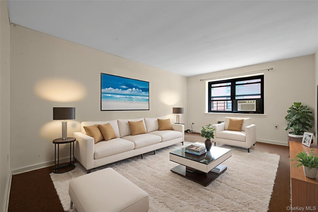 Foto principal - 102-25 67th Rd