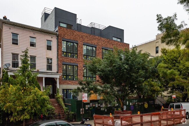 Foto del edificio - 85-87 Herkimer St