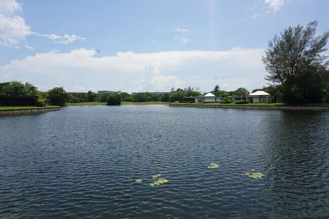 Foto del edificio - 4511 King Palm Dr