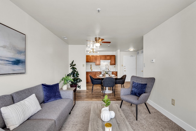 Building Photo - 2101 Reamer Dr