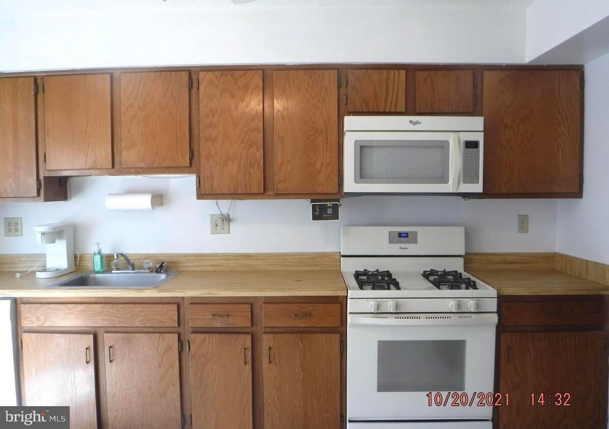 11535 Cosca Park Pl, Clinton, MD 20735 Townhome Rentals in Clinton MD