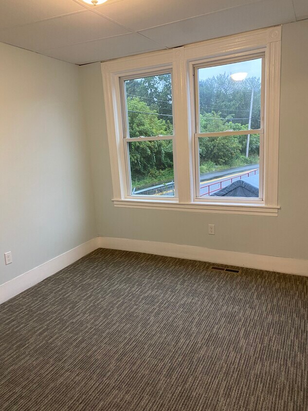 Bedroom - 114 Hampson St