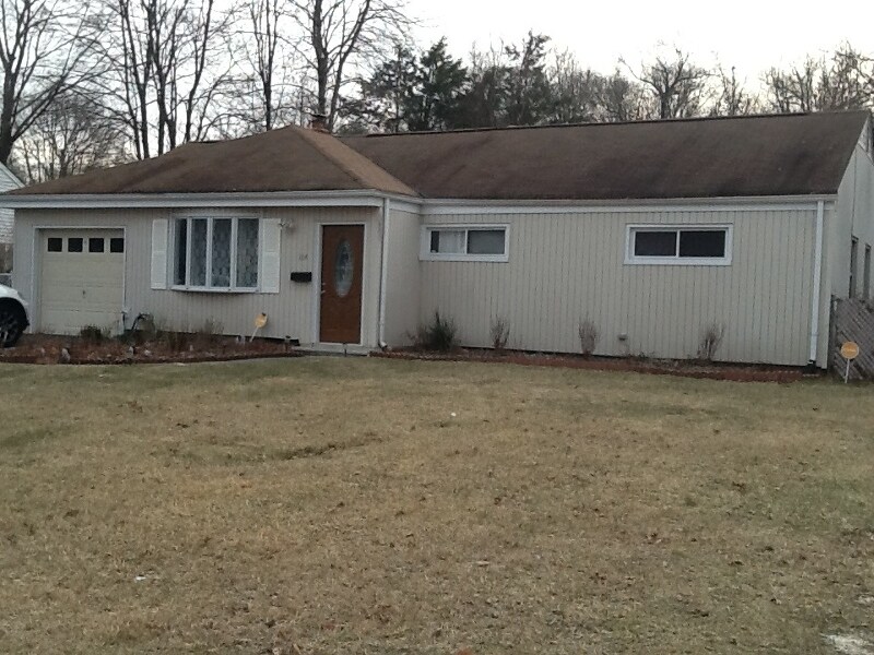 Foto principal - 104 Fellswood Dr