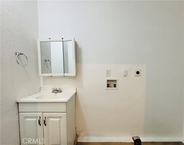 Foto del edificio - 7760 Aspen Ave