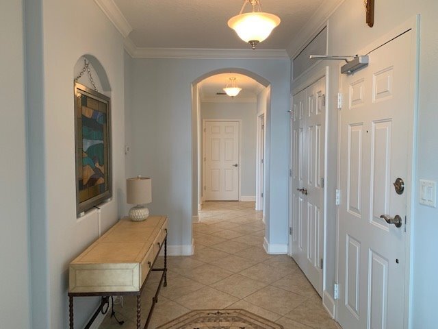 Foto del edificio - Luxury Top Floor Condo