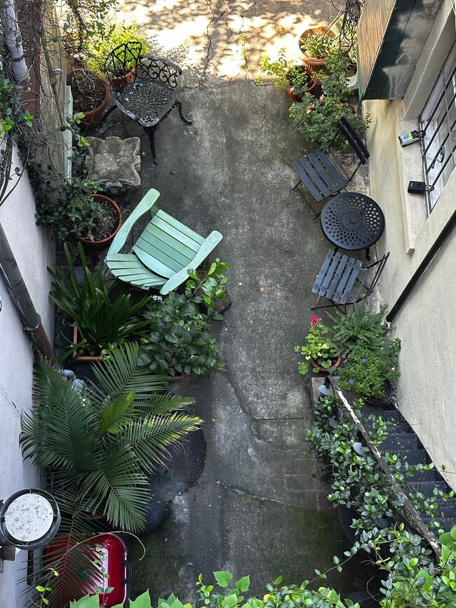 Foto del edificio - 219 Abercorn St
