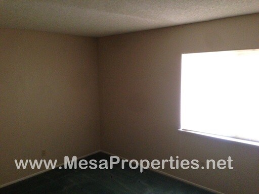 Building Photo - 13610 Buena Vista Dr