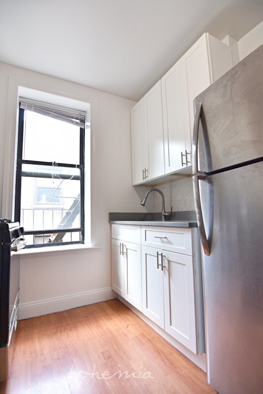 Building Photo - 515 W 171st St
