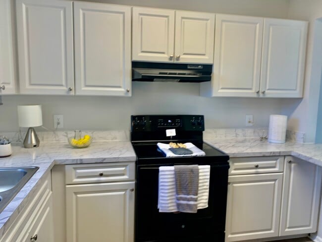 Photo - 2558 W Bird St Townhome