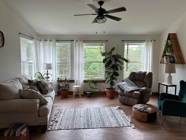 Foto del edificio - 0 Spring Creek Ct
