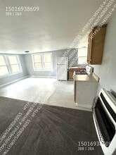 Building Photo - 106 Breeze St