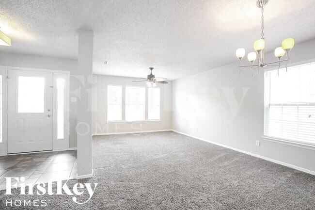 Foto del edificio - 10851 Zimmerman Ln