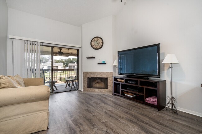 Building Photo - 203 B Lakeview Terrace
