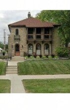 Building Photo - 2719 N Avondale Blvd