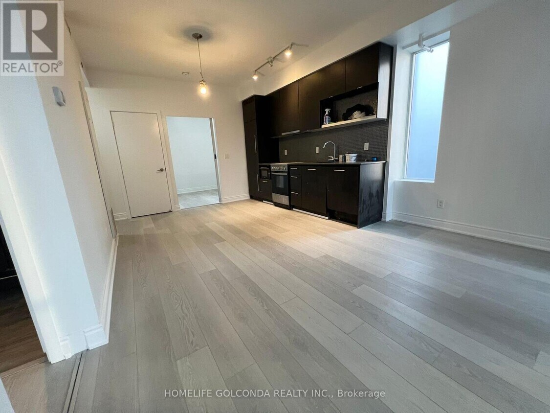 Photo principale - 435-435 Richmond St W