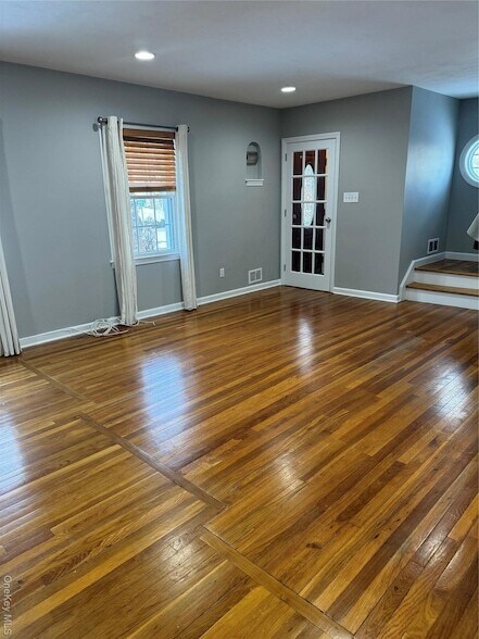 Foto del edificio - 31 Flower Rd