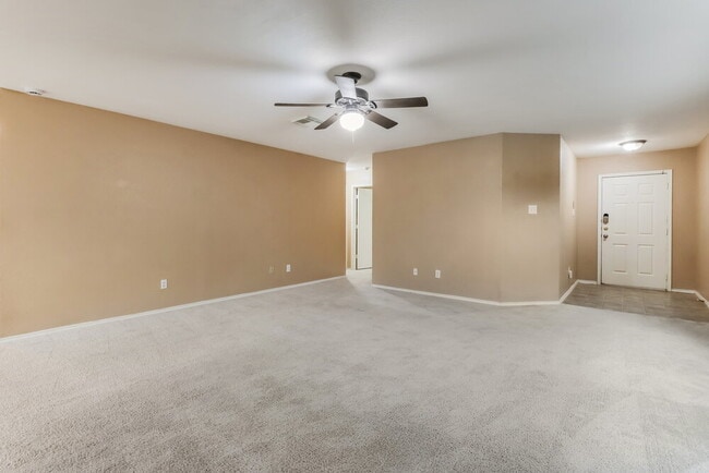 Building Photo - 2034 Vanamen Ct