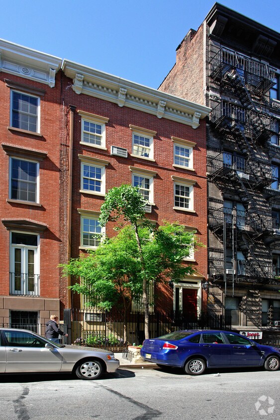 Foto del edificio - 232 W 15th St