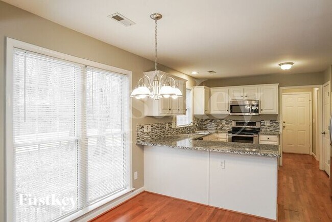Foto del edificio - 2508 Glen Meadow Dr