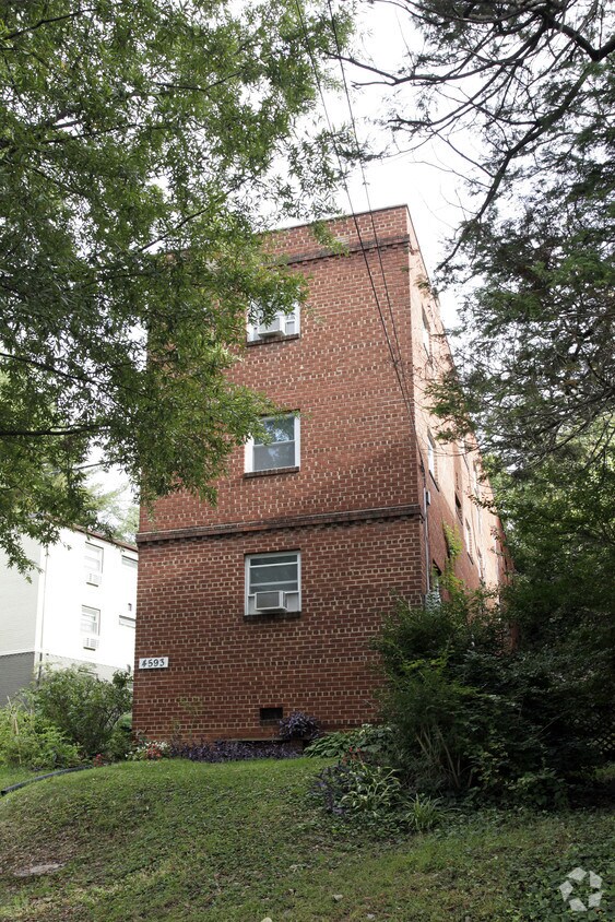 Building Photo - 4593 MacArthur Blvd NW