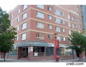 Building Photo - 110 2 Av SE