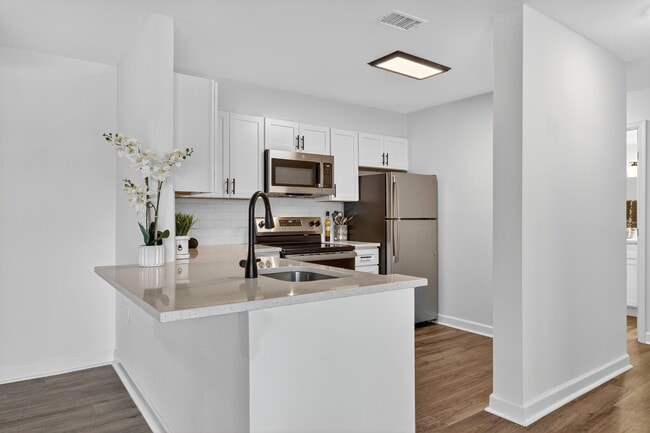 Foto del edificio - The Cloisters