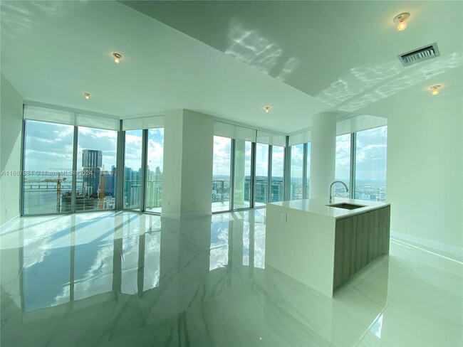 Foto del edificio - 2900 NE 7th Ave