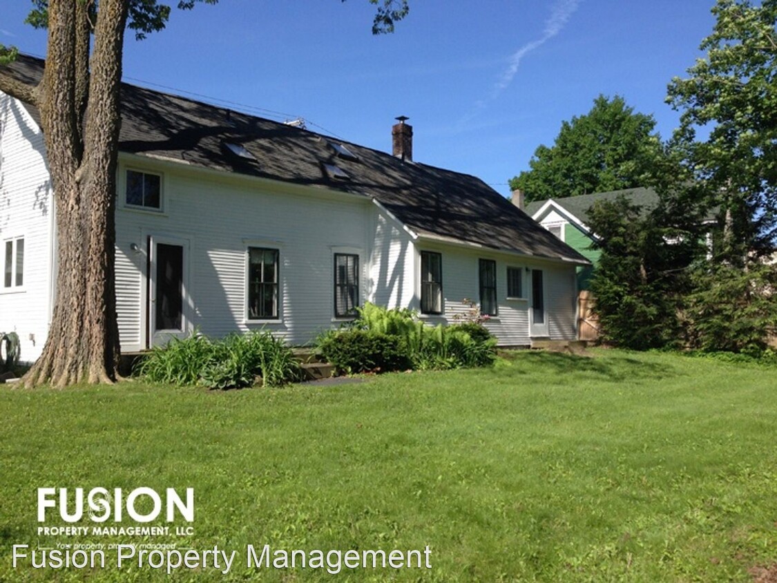 Primary Photo - 4 br, 3 bath House - 48 Huntington Rd