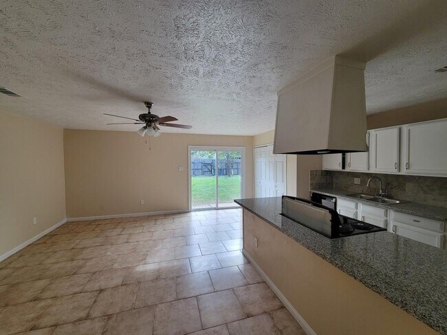 Foto del edificio - 6810 Glenstein Dr