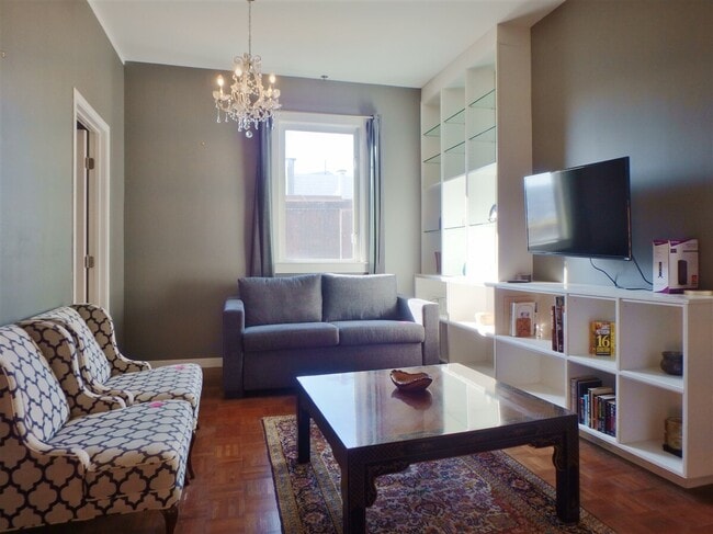 Building Photo - 463 Greenwich St