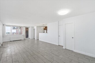 Building Photo - 6040 JFK Blvd E