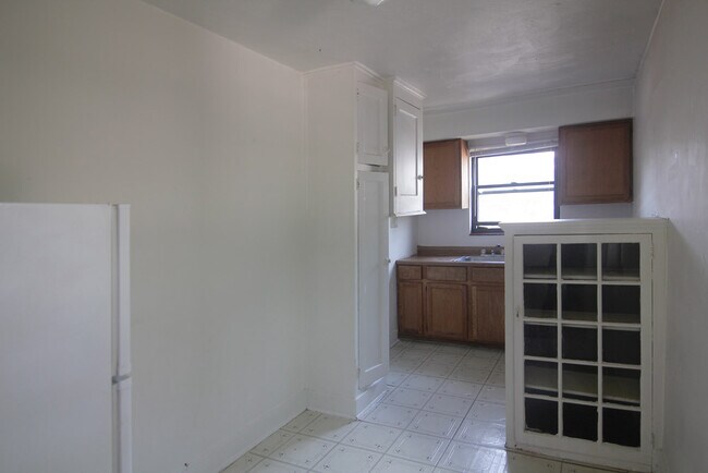 Foto del edificio - 7915 Saint Lawrence Ave