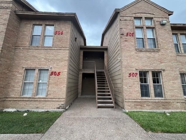 Building Photo - 412 Shiloh Dr