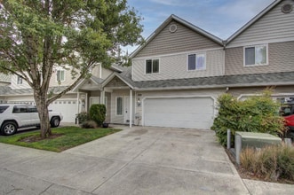 Building Photo - 2119 NE 163rd Ave